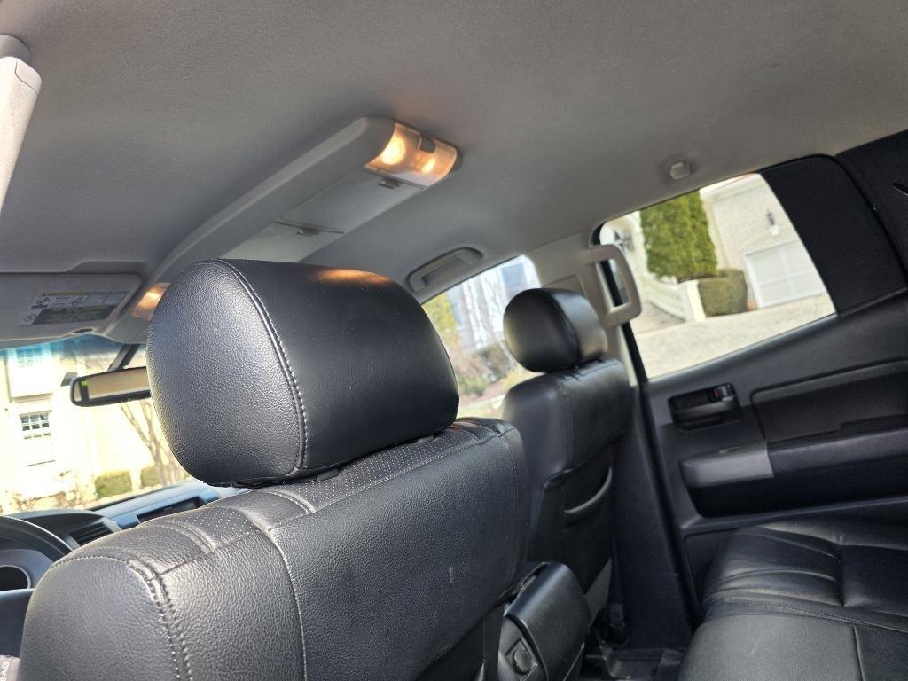 Toyota Tundra Tundra-Grade 5.7L Double Cab 2WD 2012