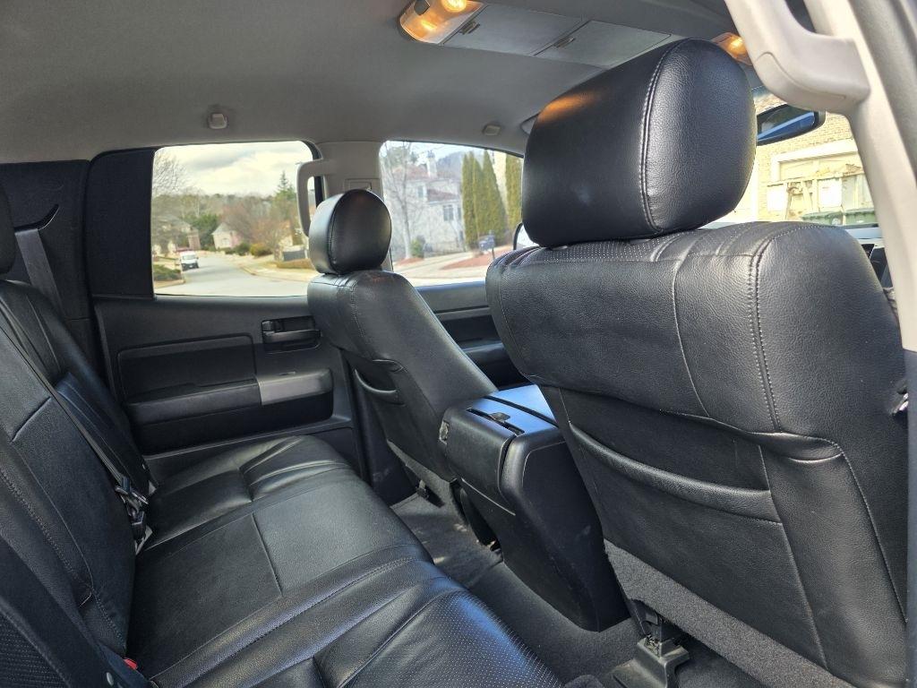 Toyota Tundra Tundra-Grade 5.7L Double Cab 2WD 2012