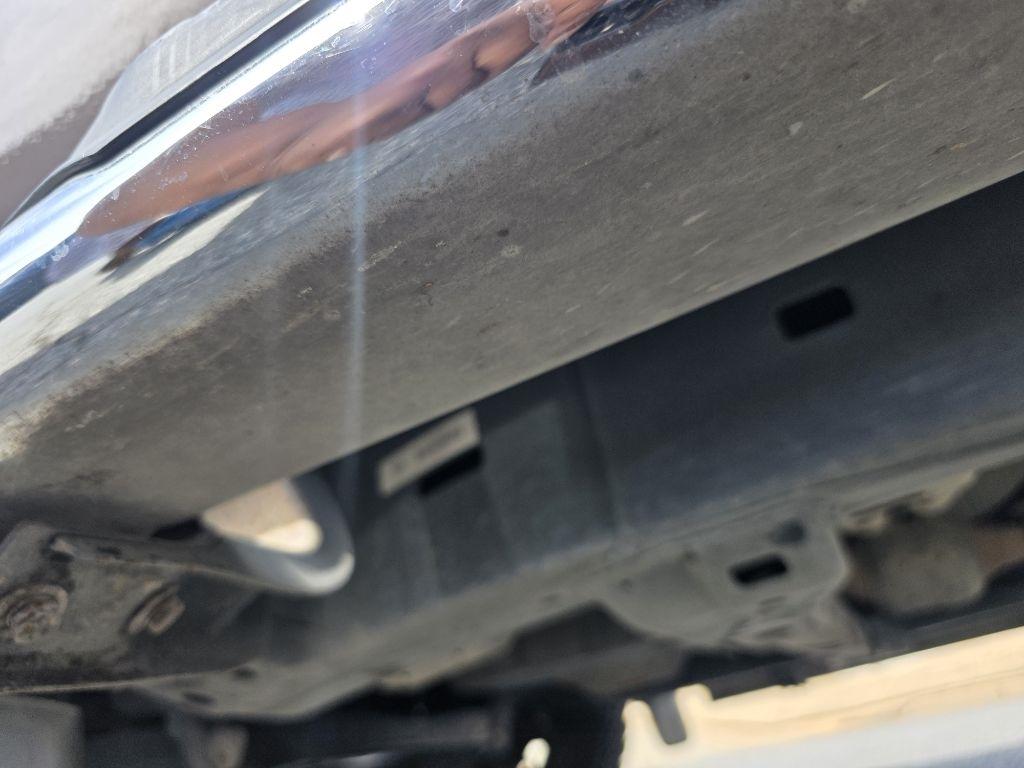 Toyota Tundra Tundra-Grade CrewMax 5.7L 2WD 2012