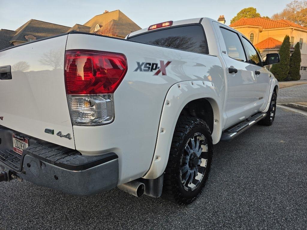 Toyota Tundra Tundra-Grade CrewMax 5.7L FFV 4WD 2013