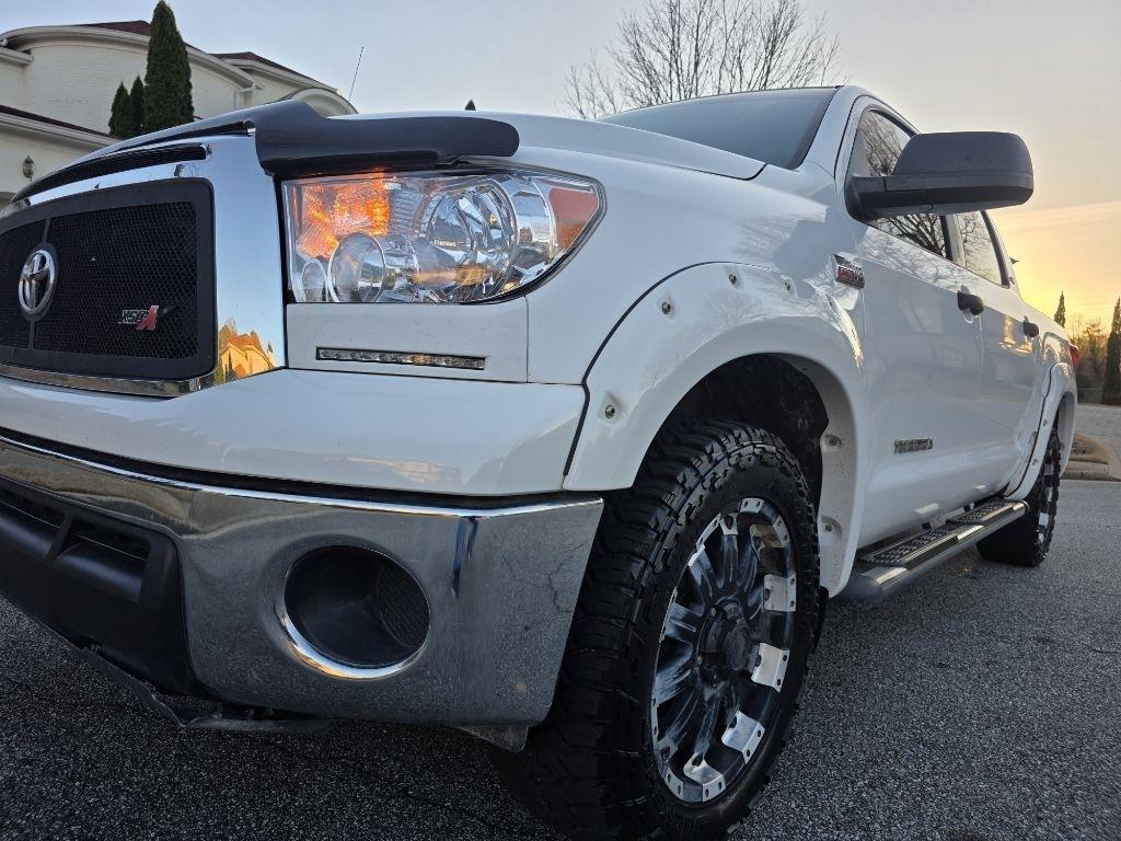 Toyota Tundra Tundra-Grade CrewMax 5.7L FFV 4WD 2013