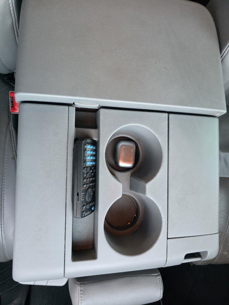 Toyota Tundra Tundra-Grade CrewMax 5.7L FFV 4WD 2013