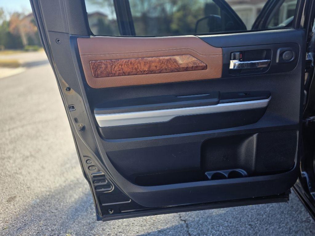 Toyota Tundra Platinum CrewMax 5.7L 2WD 2014