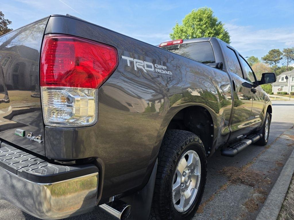 Toyota Tundra Tundra-Grade 5.7L FFV Double Cab 4WD 2012