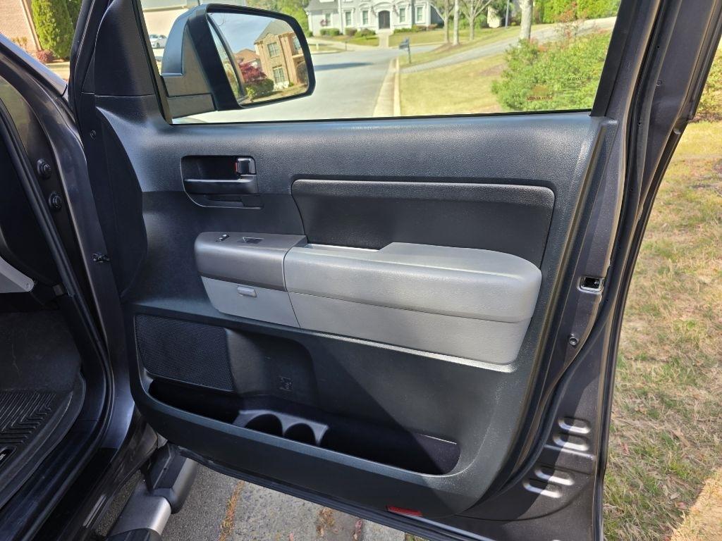 Toyota Tundra Tundra-Grade 5.7L FFV Double Cab 4WD 2012