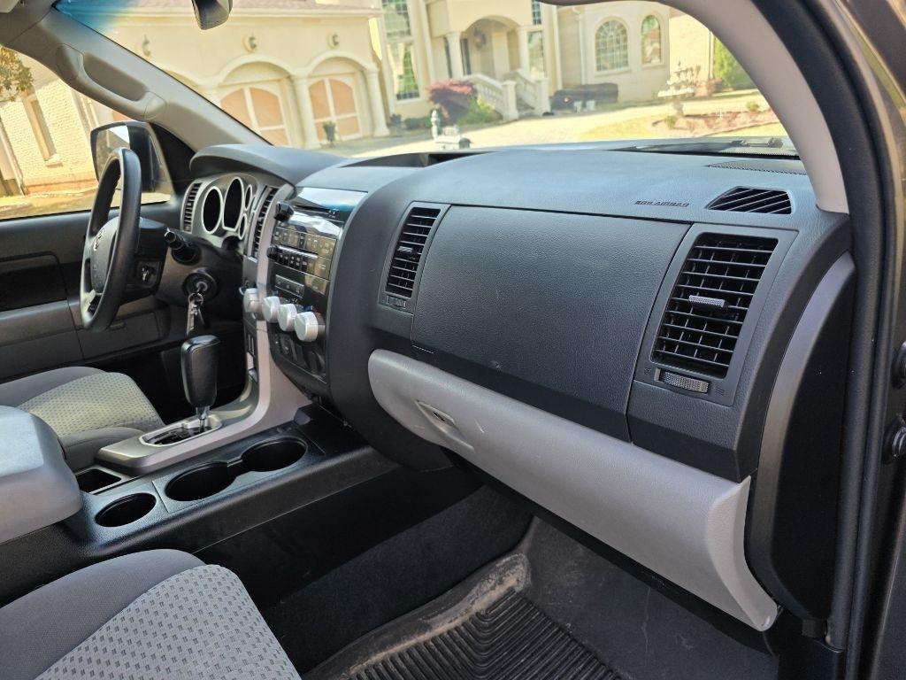 Toyota Tundra Tundra-Grade 5.7L FFV Double Cab 4WD 2012