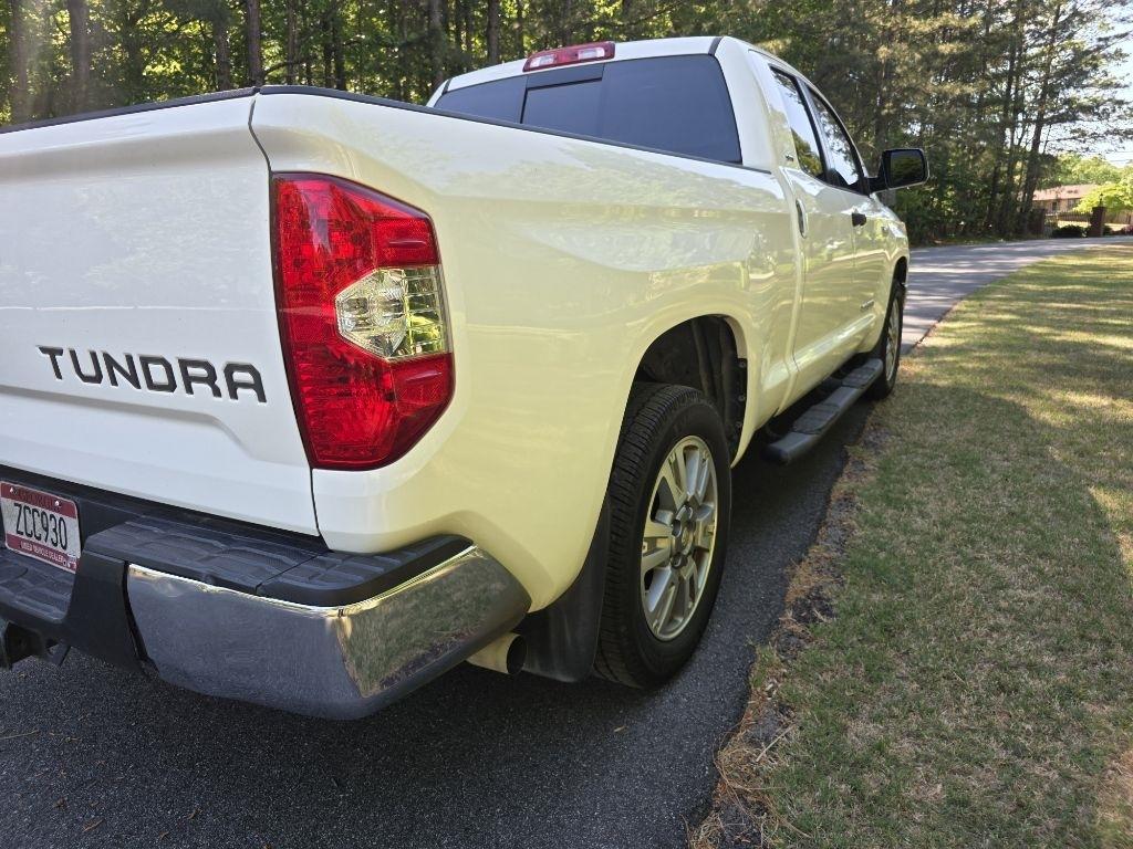 Toyota Tundra SR5 5.7L FFV V8 Double Cab 2WD 2017