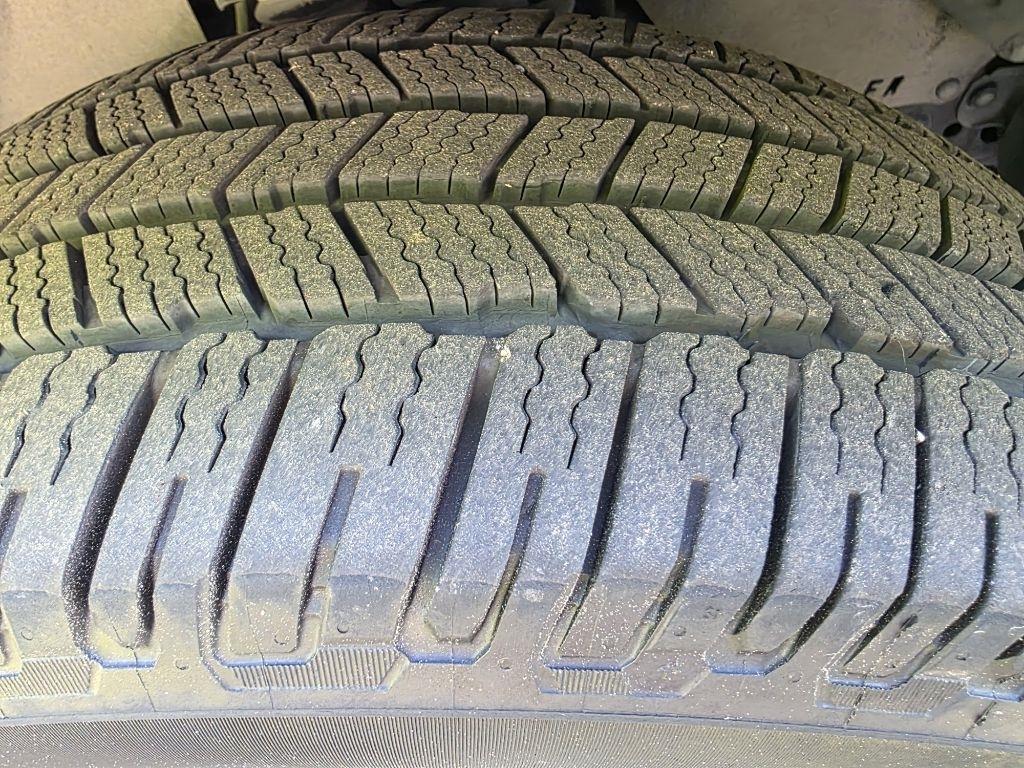 Toyota Tundra SR5 5.7L FFV V8 Double Cab 2WD 2017