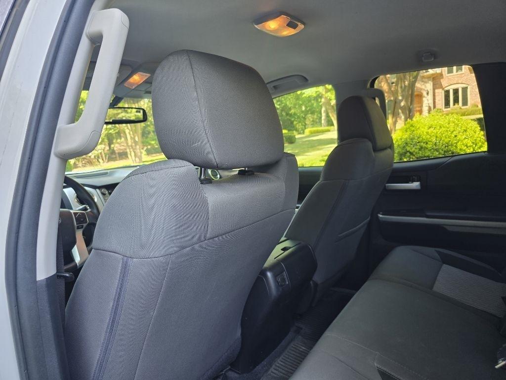 Toyota Tundra SR5 5.7L FFV V8 Double Cab 2WD 2017