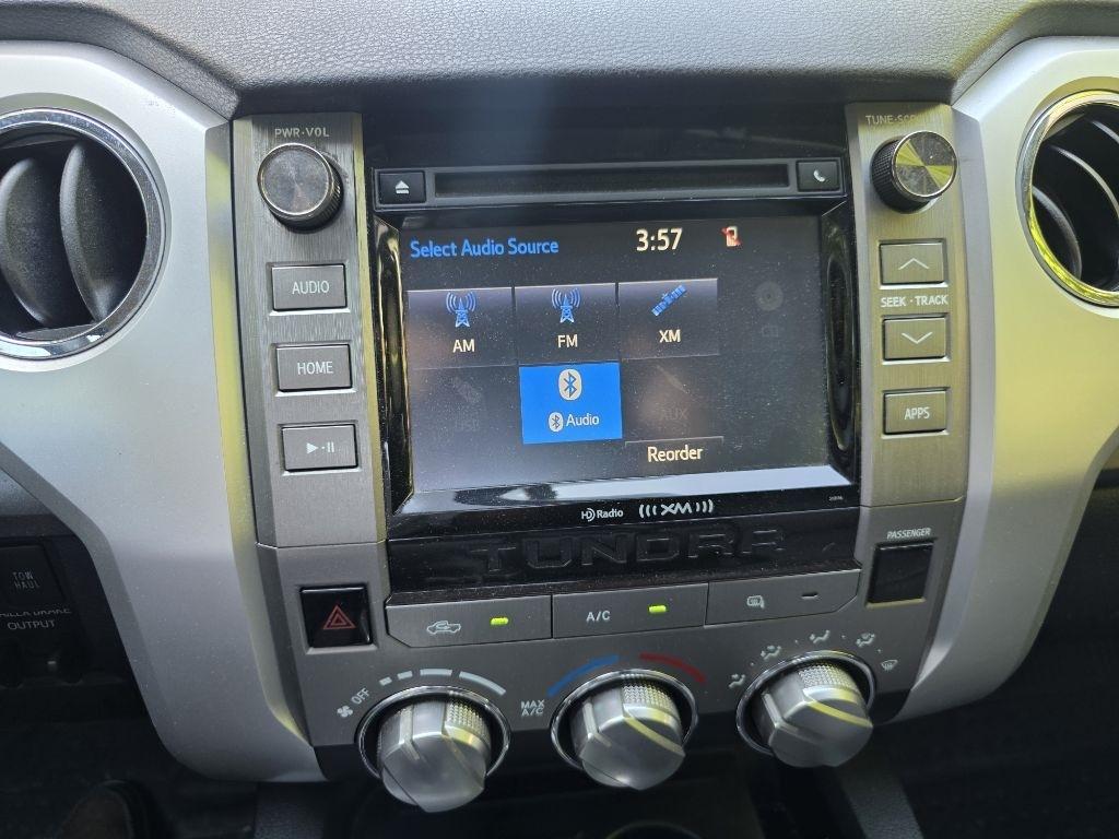 Toyota Tundra SR5 5.7L FFV V8 Double Cab 2WD 2017