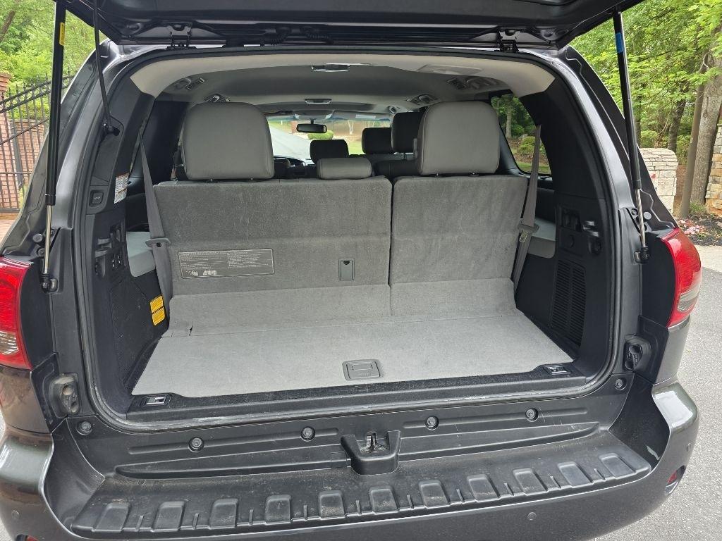 Toyota Sequoia Limited 2WD 2015