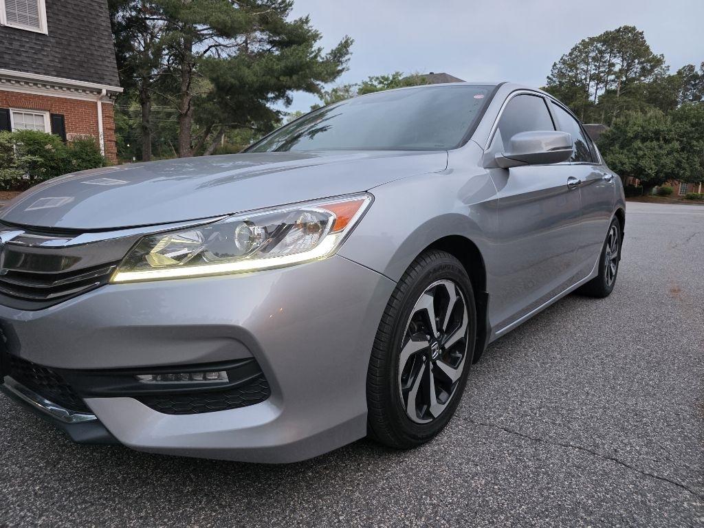 Honda Accord EX-L Sedan CVT w/ Honda Sensing 2016