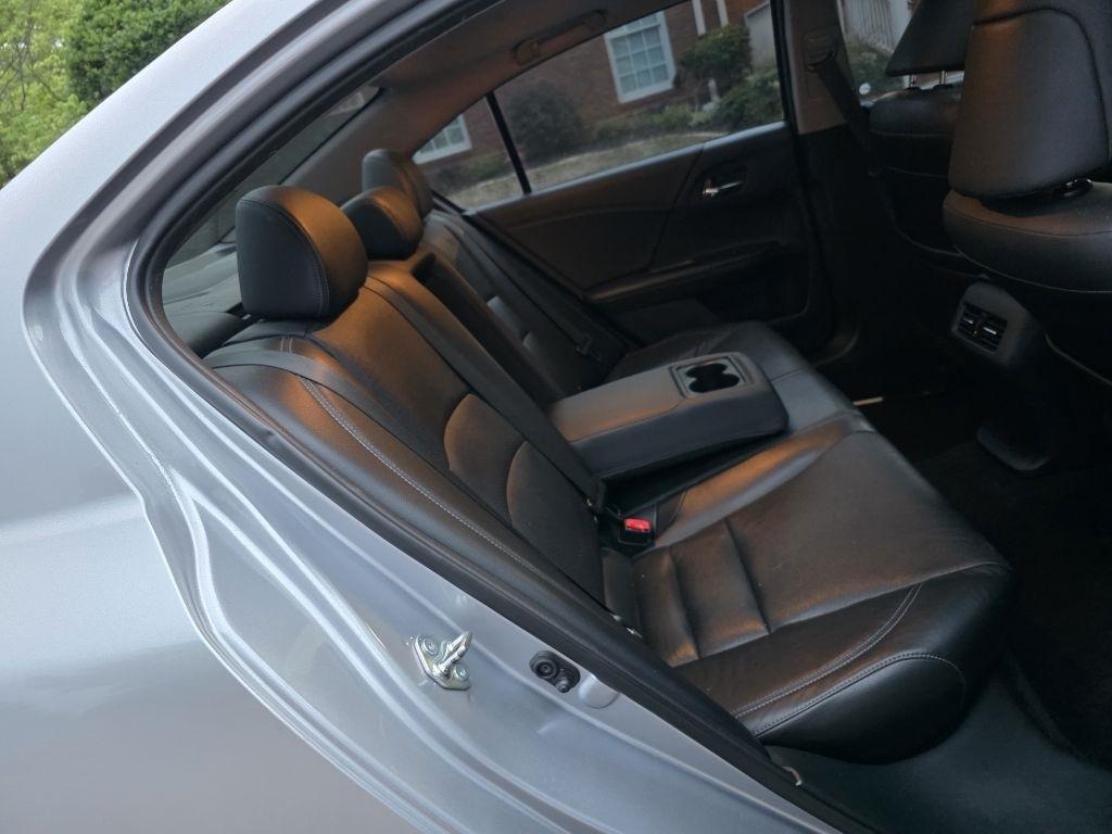 Honda Accord EX-L Sedan CVT w/ Honda Sensing 2016
