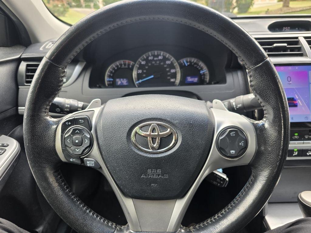 Toyota Camry SE 2012