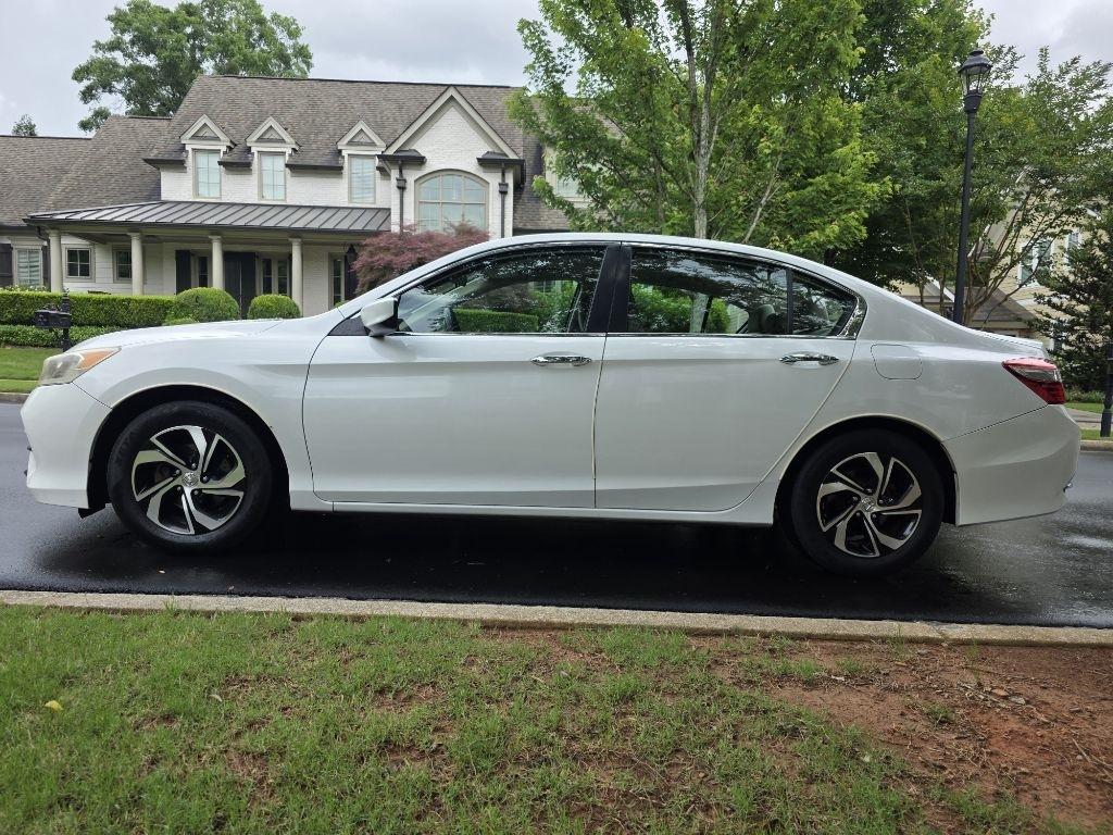 Honda Accord LX Sedan CVT 2016