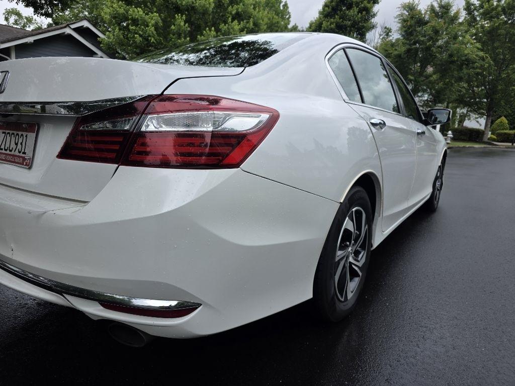 Honda Accord LX Sedan CVT 2016