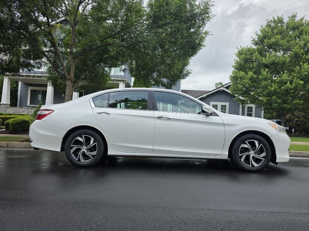 Honda Accord LX Sedan CVT 2016