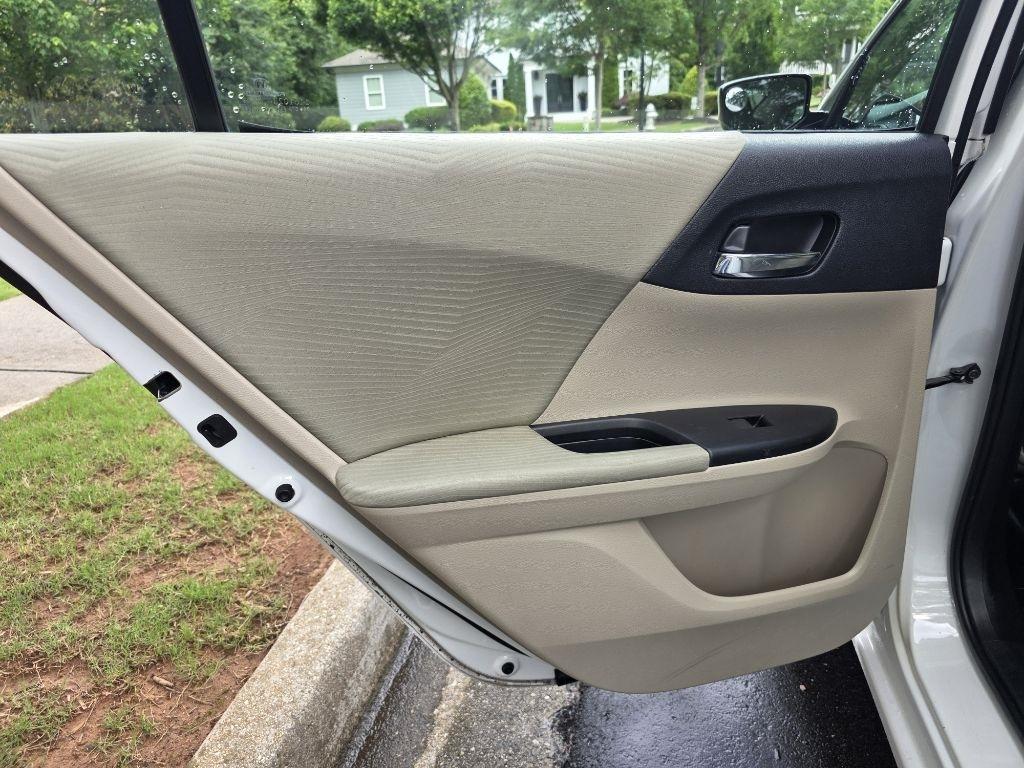 Honda Accord LX Sedan CVT 2016
