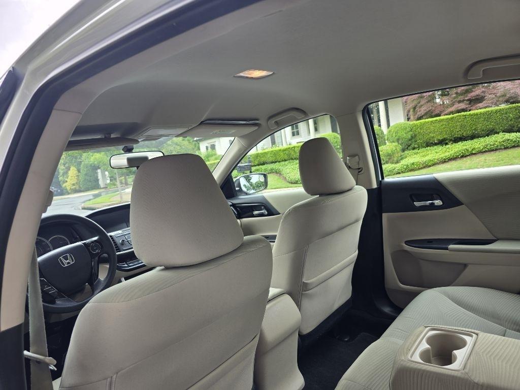 Honda Accord LX Sedan CVT 2016