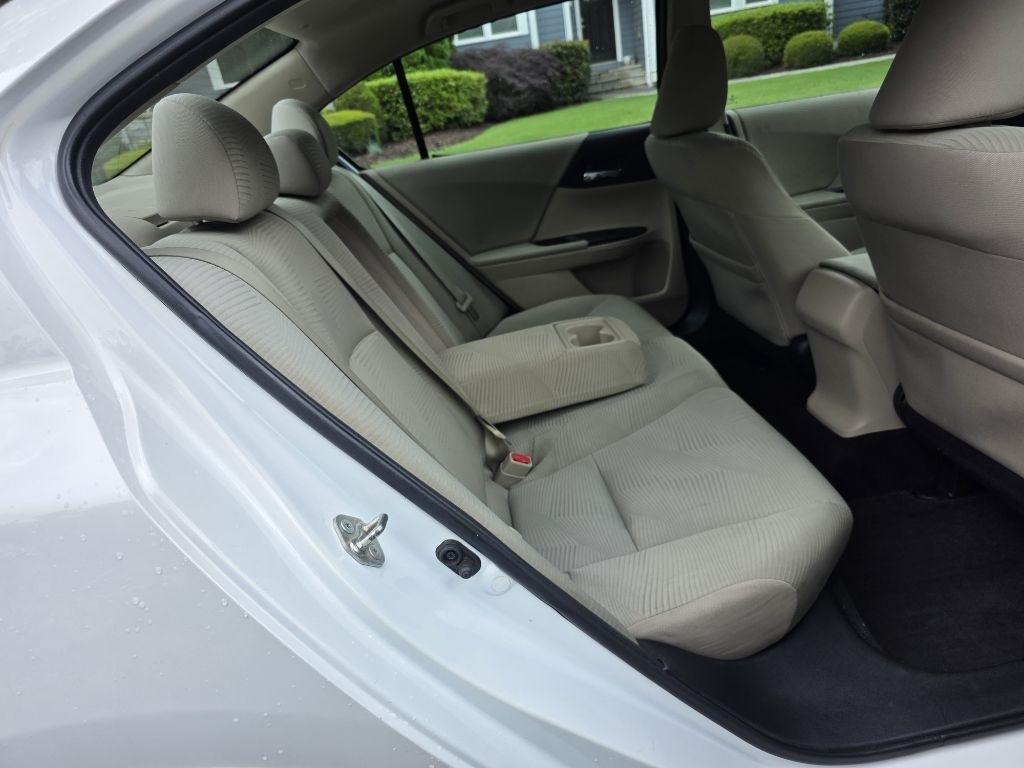 Honda Accord LX Sedan CVT 2016