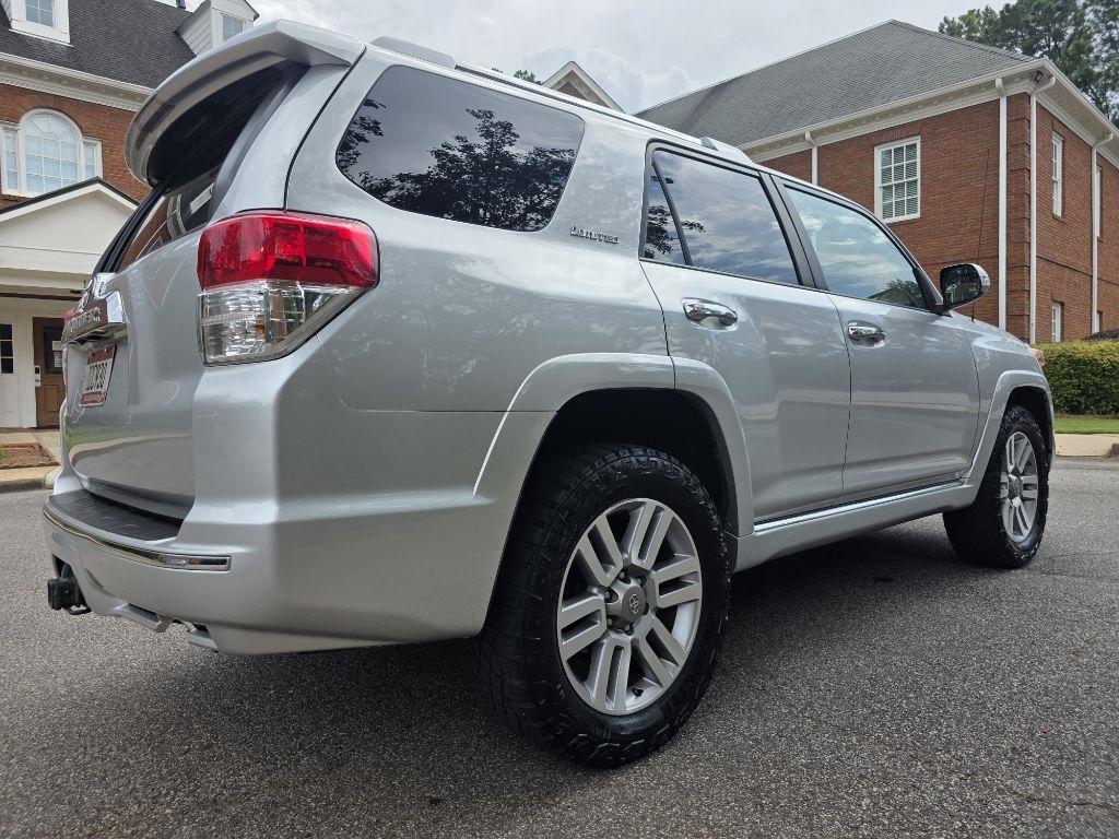 Toyota 4Runner SR5 4WD 2011