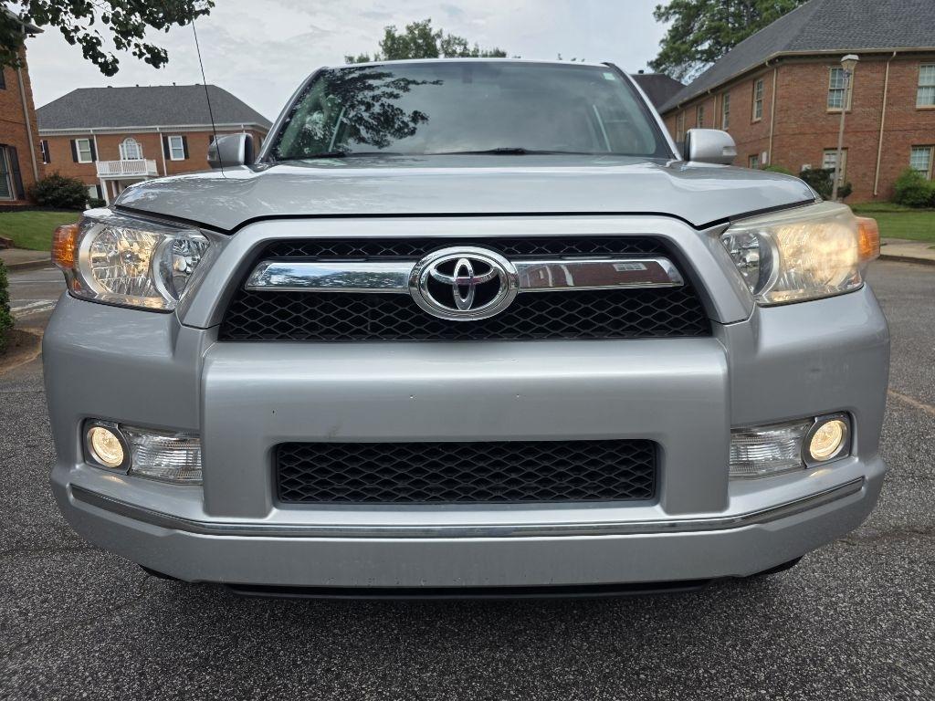 Toyota 4Runner SR5 4WD 2011