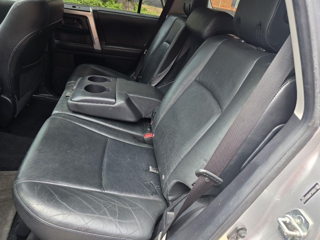 Toyota 4Runner SR5 4WD 2011