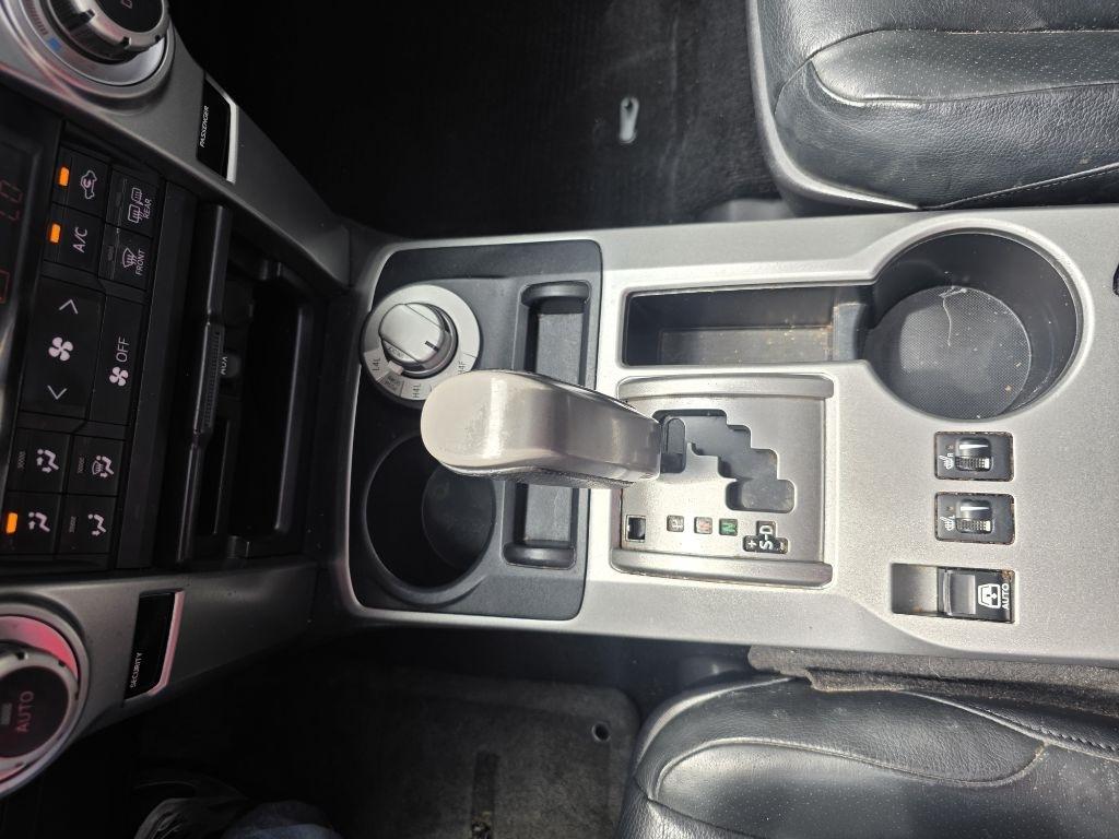 Toyota 4Runner SR5 4WD 2011