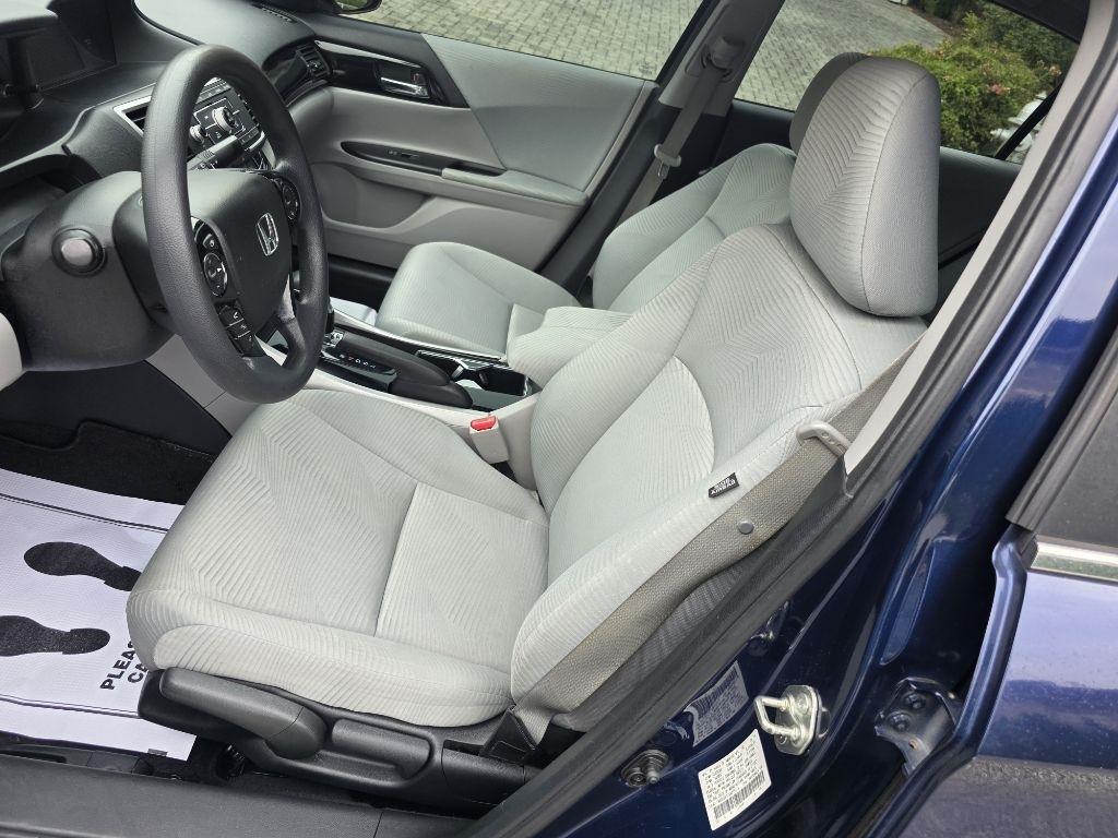Honda Accord LX Sedan CVT 2016