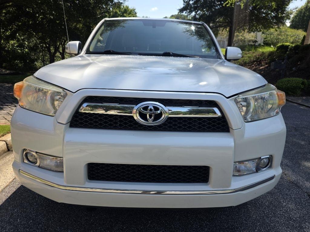 Toyota 4Runner SR5 2WD 2011