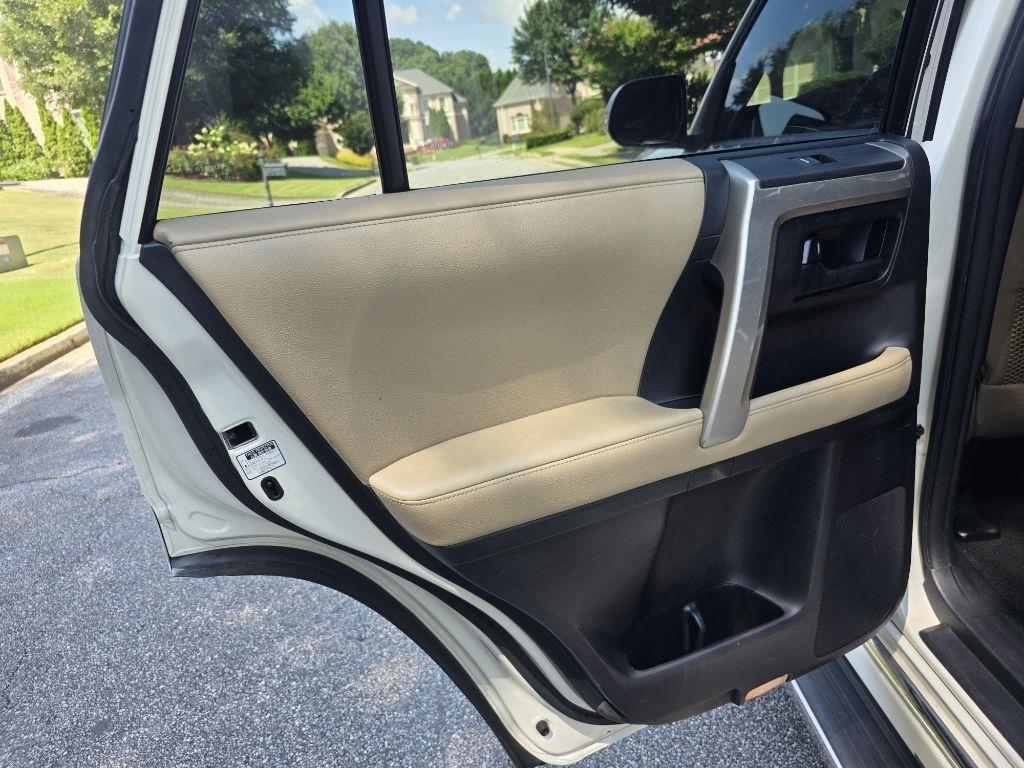 Toyota 4Runner SR5 2WD 2011