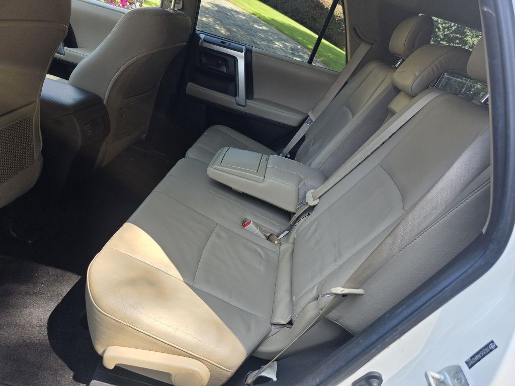 Toyota 4Runner SR5 2WD 2011