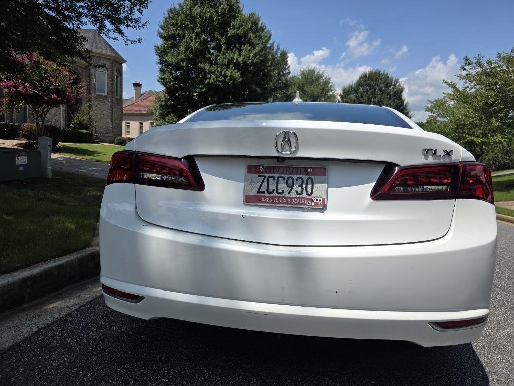 Acura TLX Base 2.4L 2017