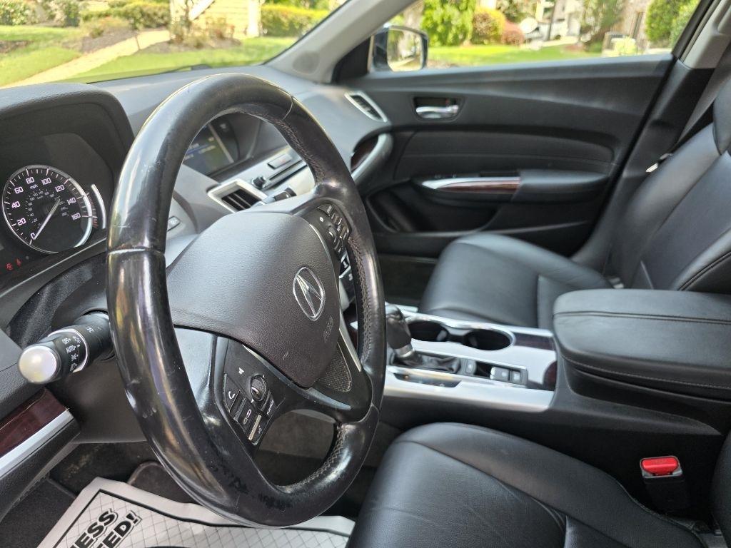 Acura TLX Base 2.4L 2017