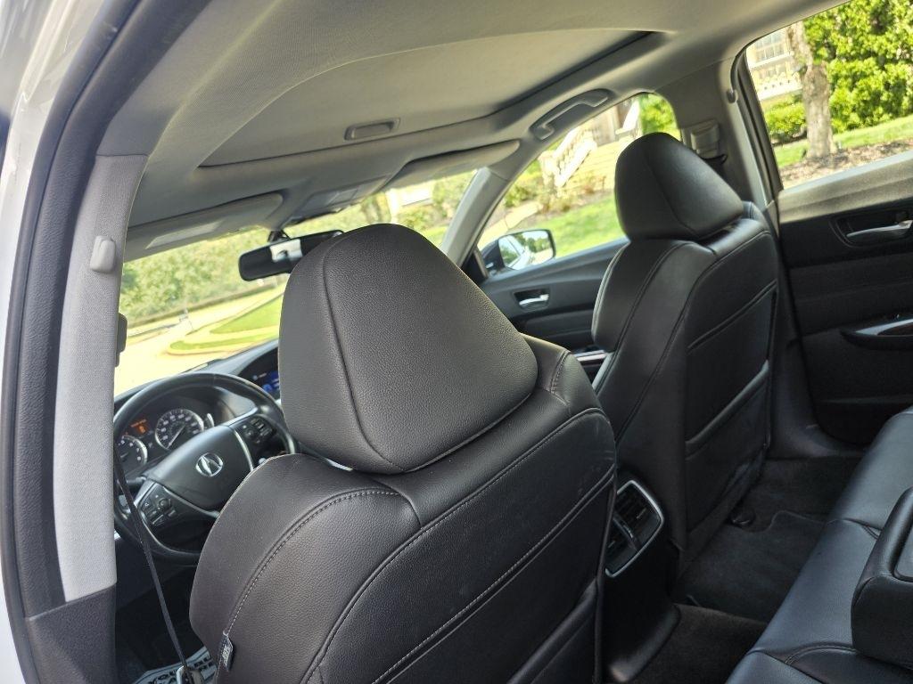 Acura TLX Base 2.4L 2017