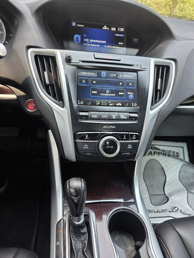 Acura TLX Base 2.4L 2017