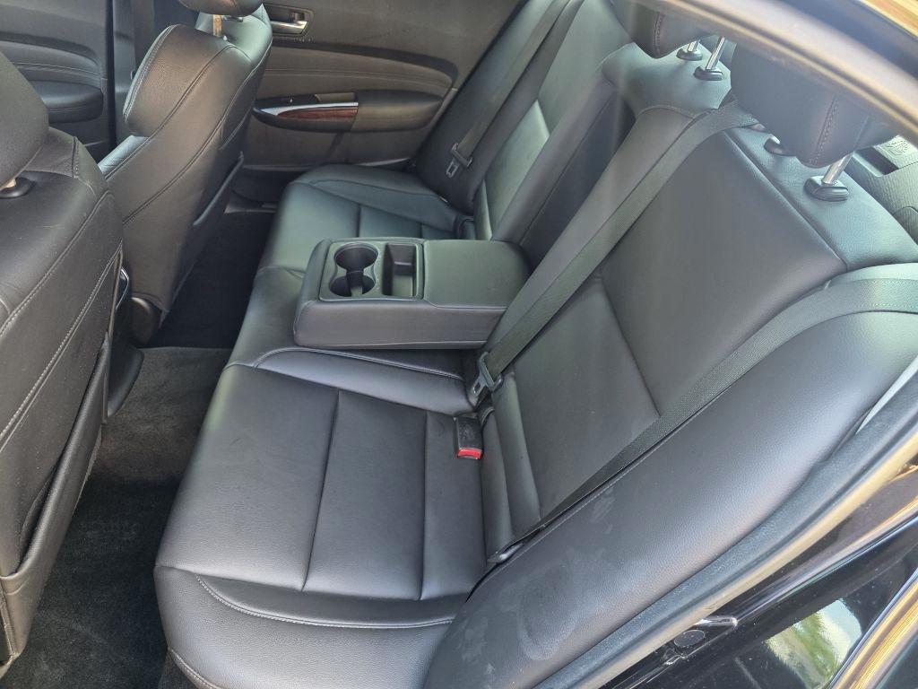 Acura TLX 8-Spd DCT 2015