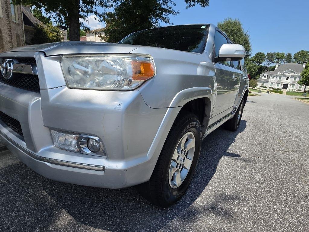 Toyota 4Runner SR5 2WD 2012