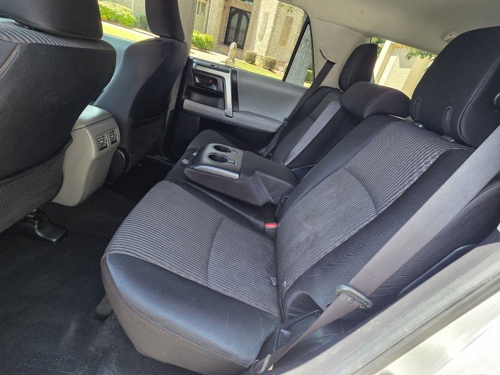 Toyota 4Runner SR5 2WD 2012