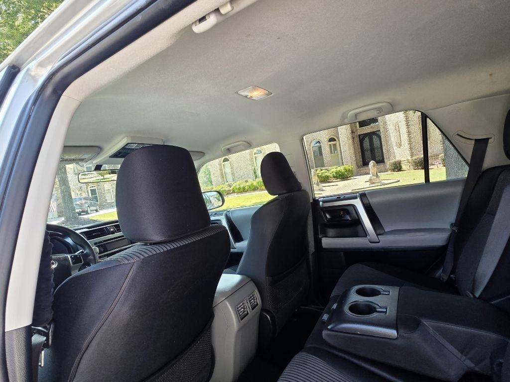 Toyota 4Runner SR5 2WD 2012