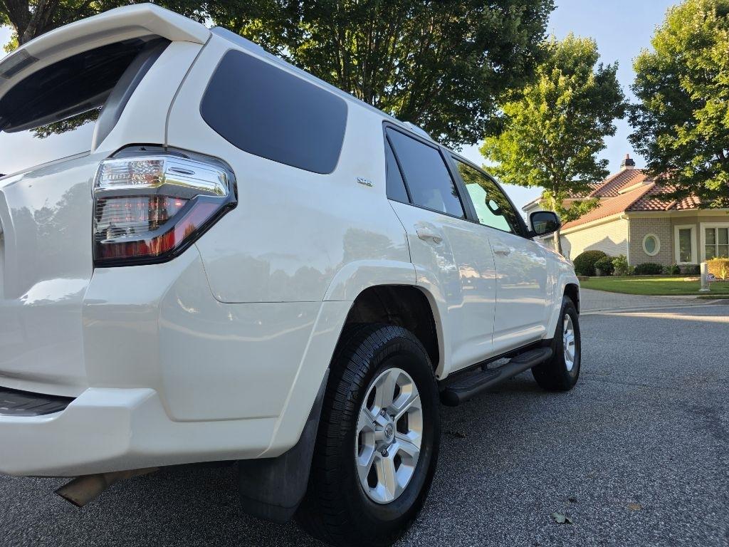 Toyota 4Runner SR5 2WD 2015