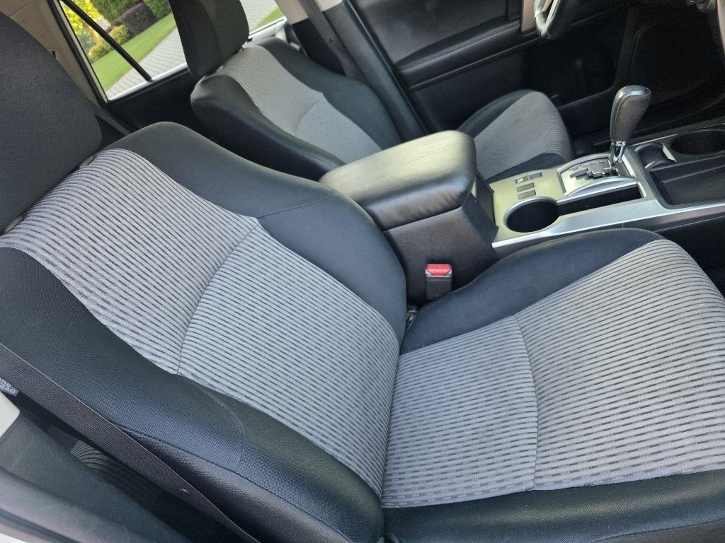 Toyota 4Runner SR5 2WD 2015
