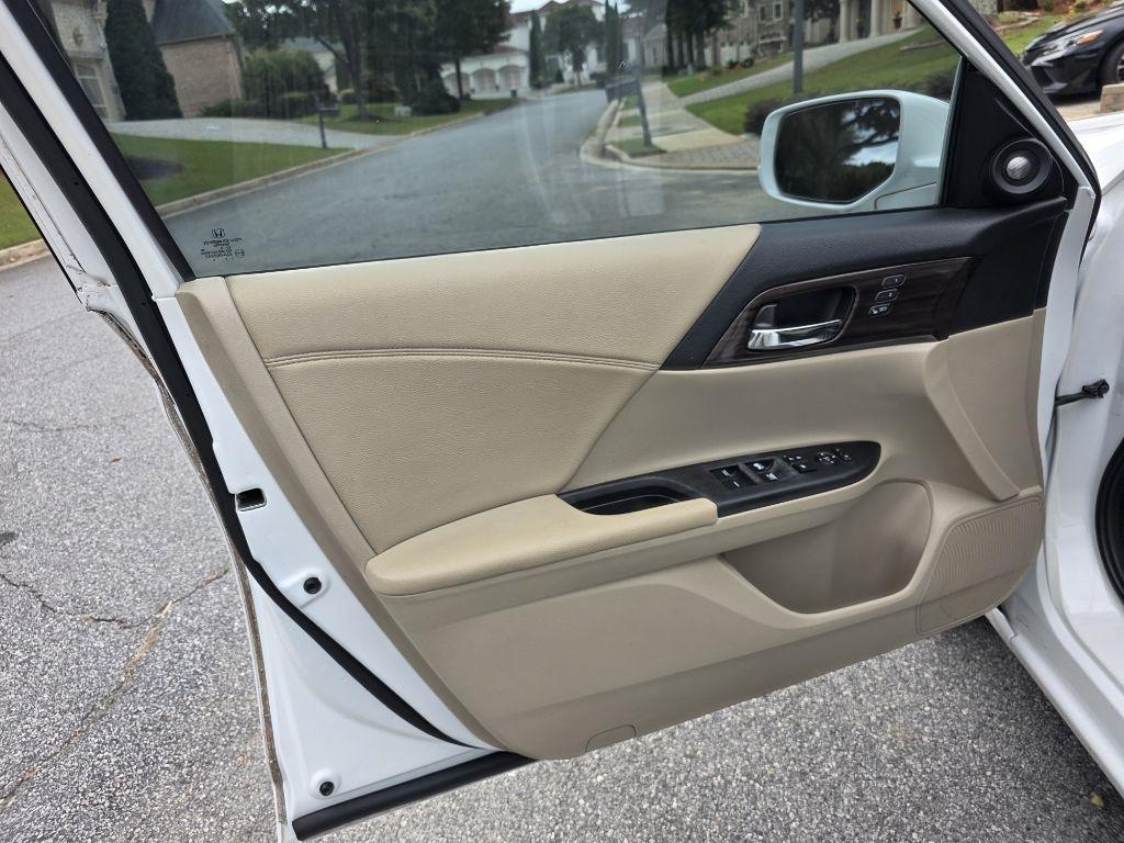 Honda Accord EX-L Sedan CVT 2016