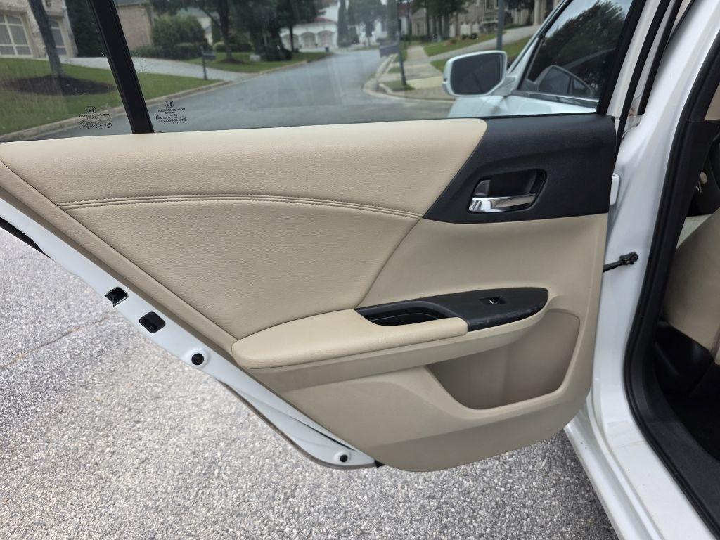 Honda Accord EX-L Sedan CVT 2016