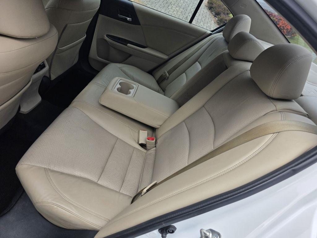 Honda Accord EX-L Sedan CVT 2016