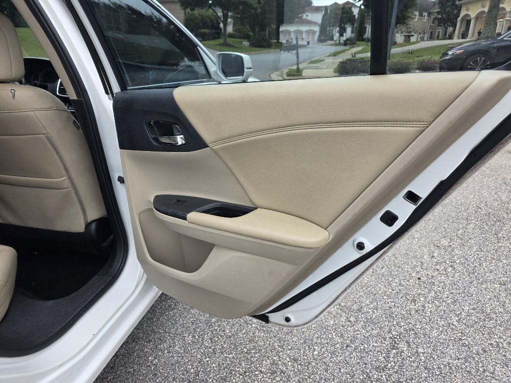 Honda Accord EX-L Sedan CVT 2016