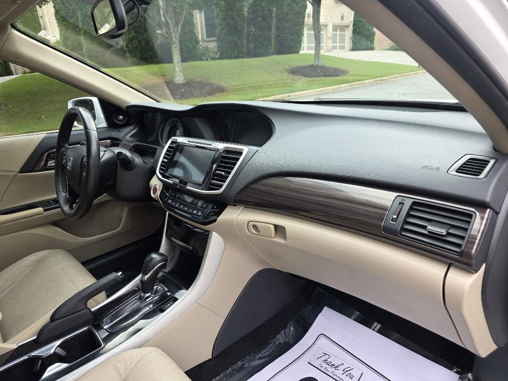 Honda Accord EX-L Sedan CVT 2016