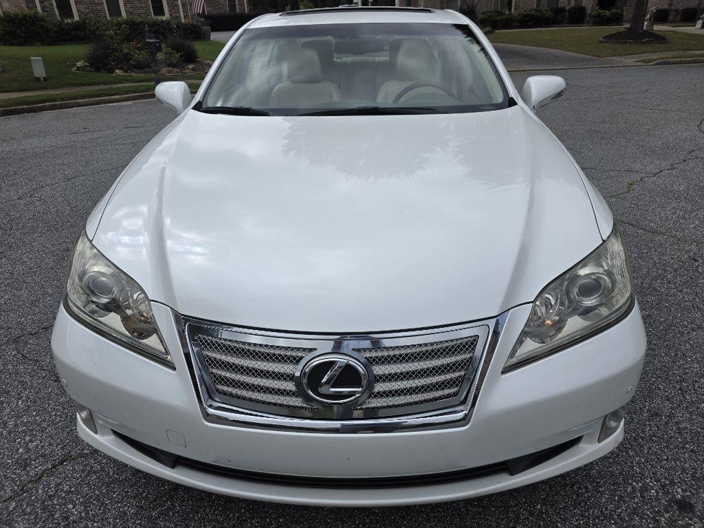 Lexus ES 350 Sedan 2011