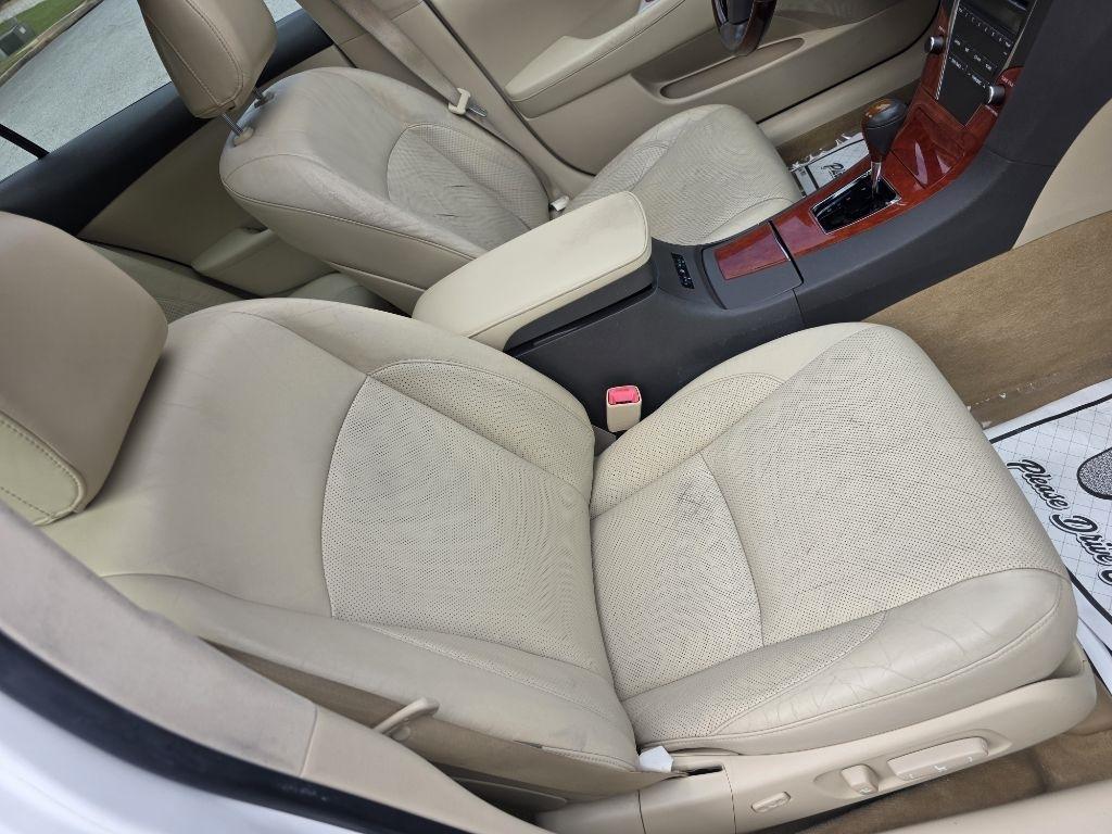 Lexus ES 350 Sedan 2011