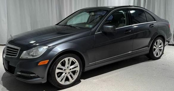 Mercedes-Benz C-Class C300 4MATIC Sport Sedan 2013 Mercedes-Benz C-Class C300 4MATIC Sport Sedan 2013